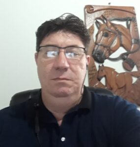 Marcelo Guedes – técnico em informática, responsável pelo TI e vendas via Marketplace